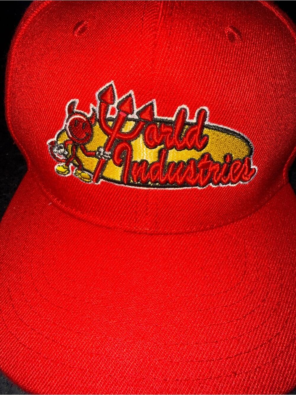 NEW WORLD INDUSTRIES DEVIL FLAMEBOY SKATEBOARD VINTAGE 90's RED CAP HAT